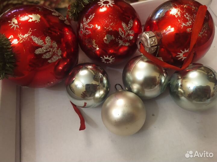 Игрушки на новогоднюю елочкуссср