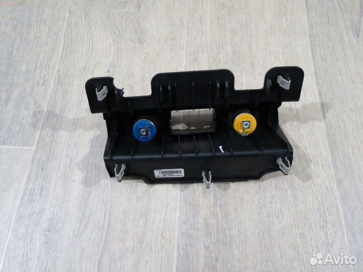 Накладка центральной консоли Kia Rio 4