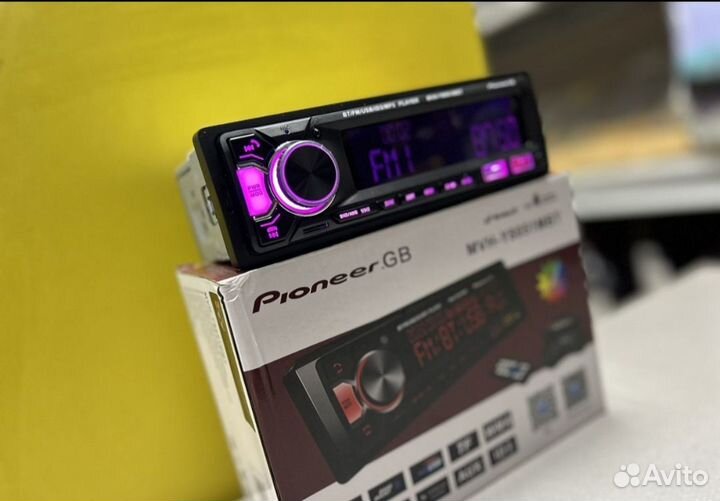 Автомагнитола Pioneer с bluetooth (отличный звук)