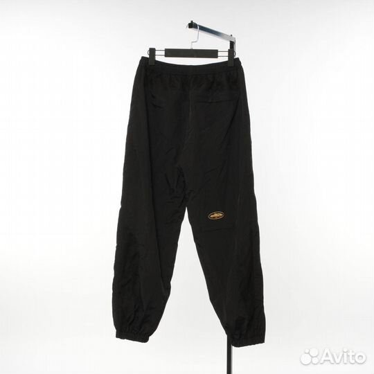 Штаны Corteiz на руках,на весну