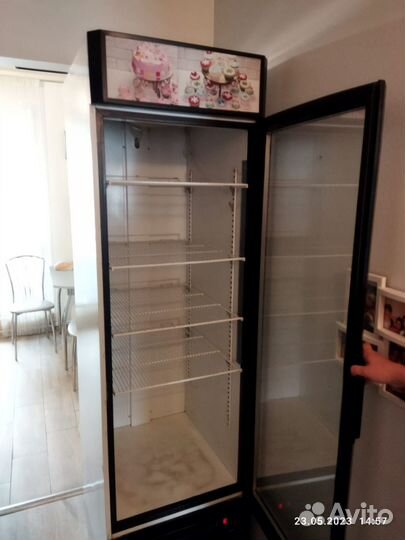 Холодильный шкаф Капри с прозрачной дверью