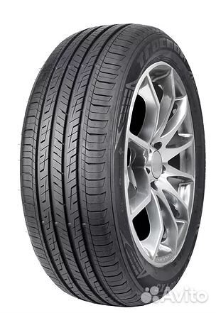 Tracmax X-Privilo TX5 215/70 R15