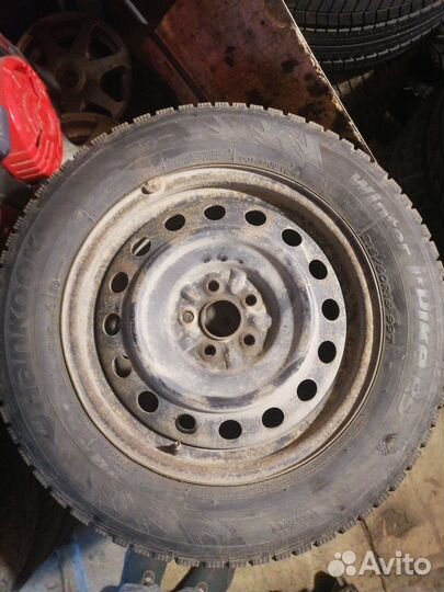 Hankook Winter I'Pike RS W419 215/60 R16