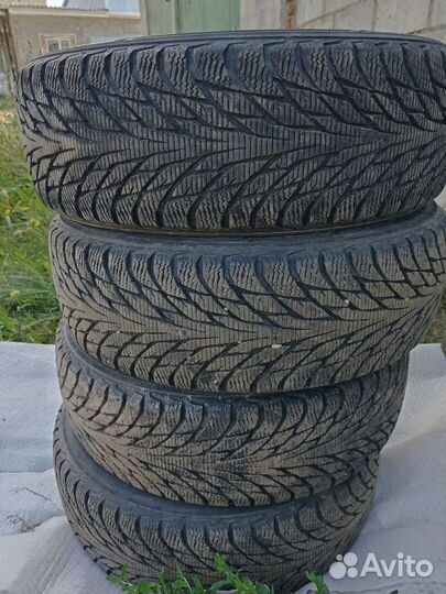 Nokian Tyres Hakkapeliitta R2 185/65 R15 92R