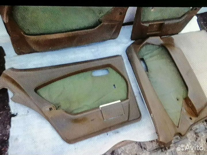 Запчасти на мерседес 116 салон