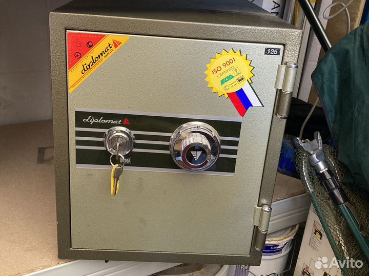 Сейф diplomat safe ltd