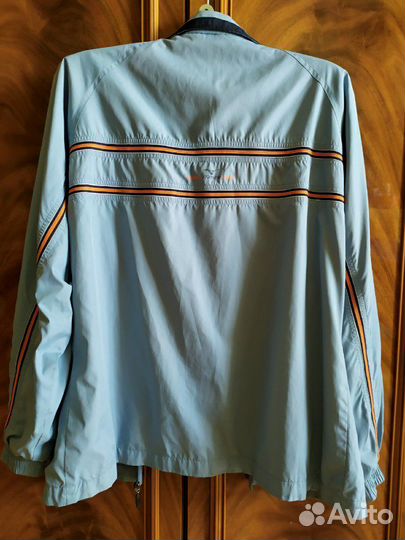 Костюм спортивный