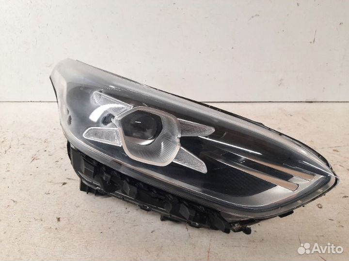 Фара правая Kia Cerato 4 2018