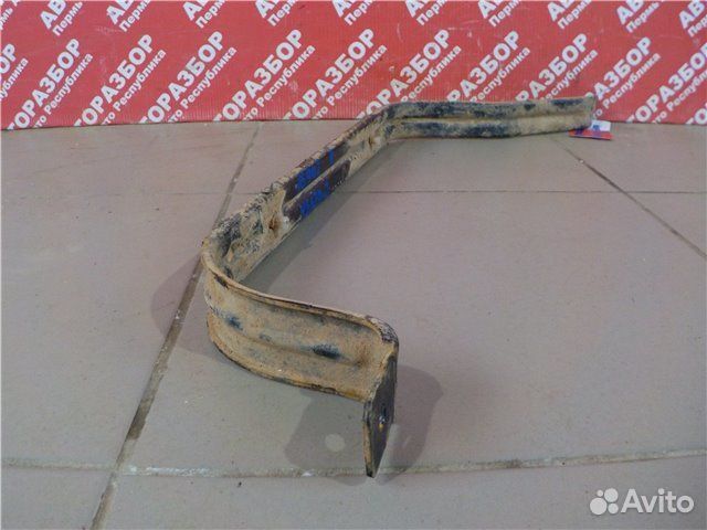 Кронштейн топливного бака правый LADA Vesta GFL110