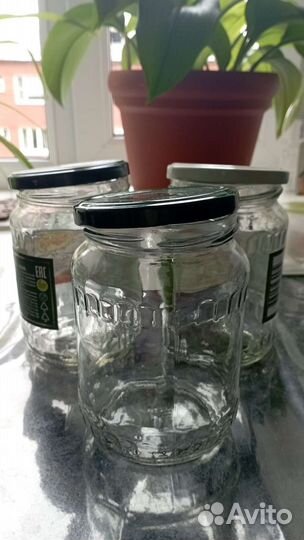 Банка стеклянная