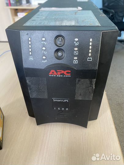 Ибп APC Smart-UPS 1500