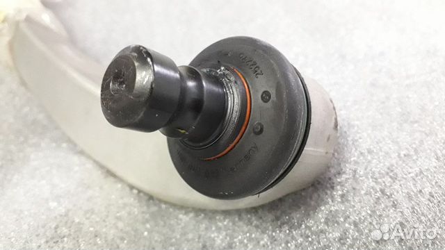 Рычаг верхний правый передний Audi A6/A8