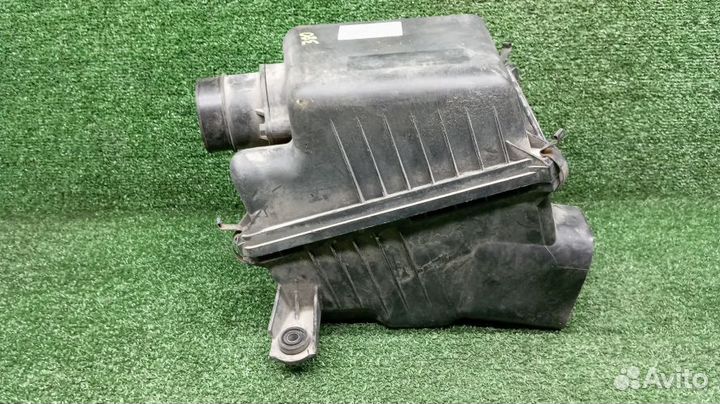 Корпус воздушного фильтра Kia Carens