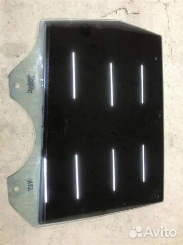 Стекло двери задней правой #: 747 Volkswagen Toua