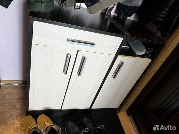 Комоды и тумбы