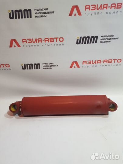 Гидроцилиндр подъема заднего аутригера