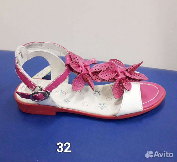 Босоножки для девочки 27,31,32,33,34,36
