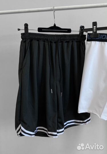 Набор тайтсы с шортами