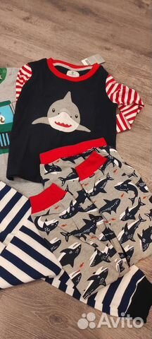 Пакетом шапочки от 0 до полутора лет