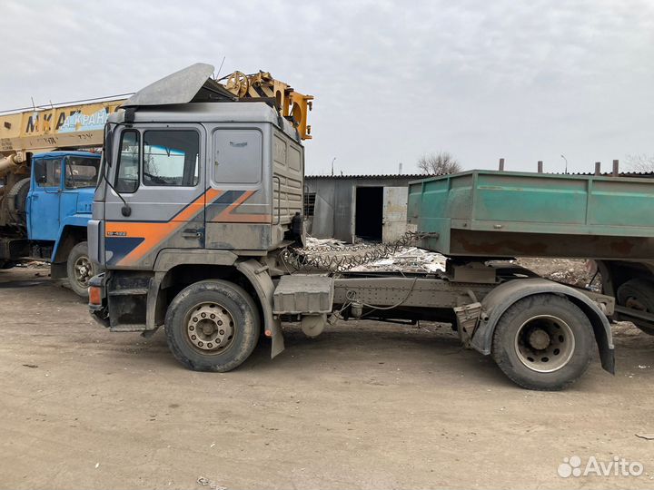 Полуприцеп трал (тяжеловоз) Тверьстроймаш 993920, 2007