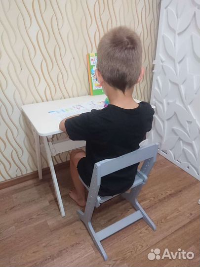 Стол Дошкольник, мольберт