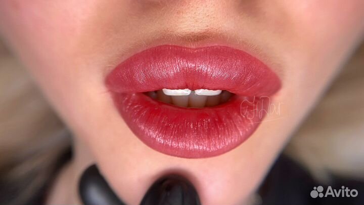 Перманентный макияж губ