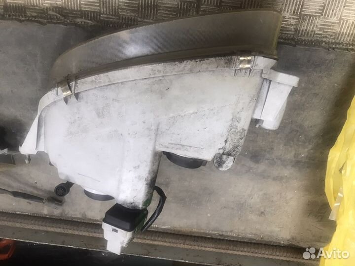 Фара mazda 323 c ba