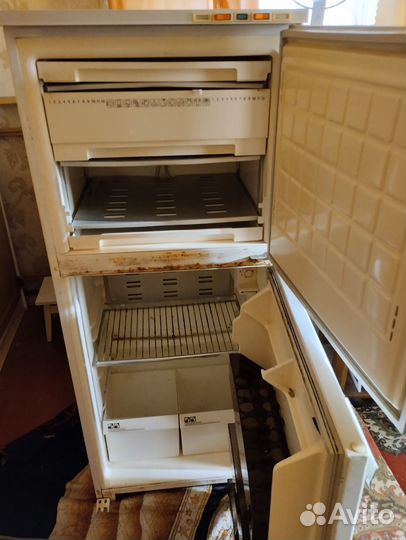 Холодильник бу