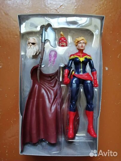 Фигурка Капитан Марвел - Hasbro Marvel Legends