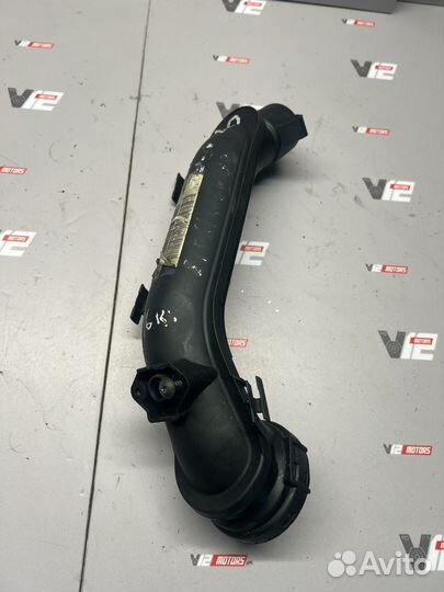 Патрубок дроссельной заслонки 1.2 Tsi CBZ