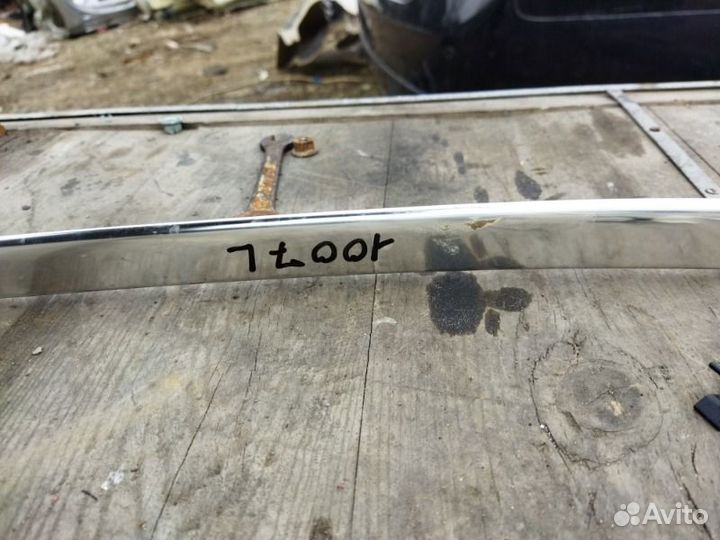 Молдинг крыши левый Volkswagen Touareg 7L6 BMV