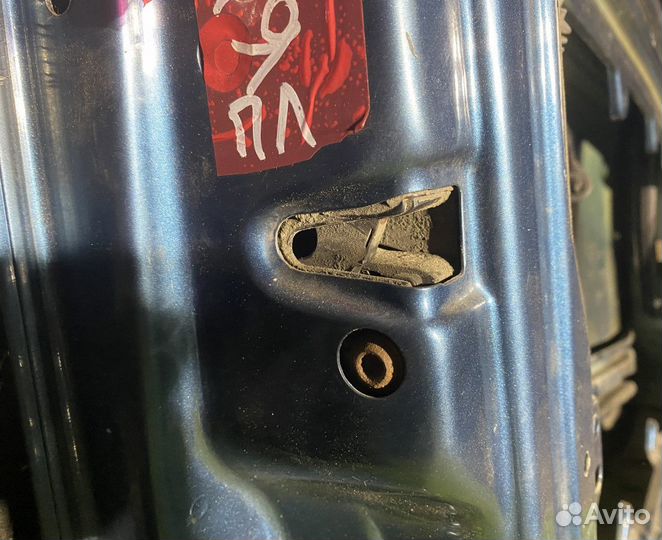 Замок двери передний левый Skoda Fabia