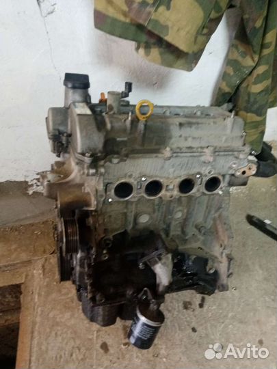 Двигатель 2 SZ