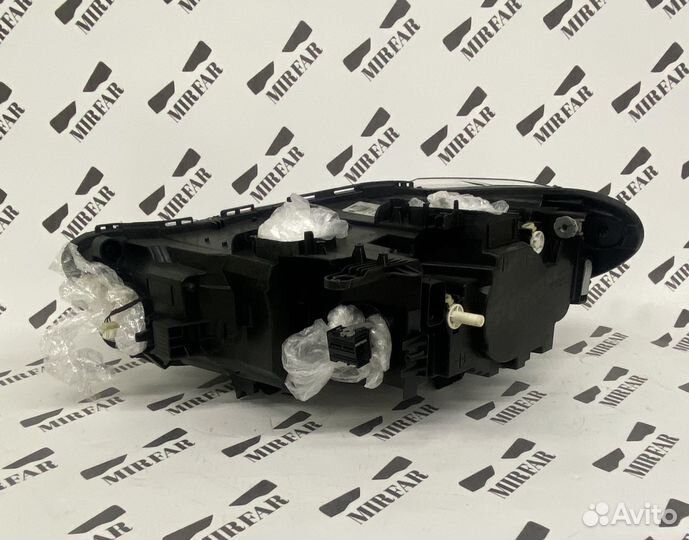 Фара правая BMW X2 F39 2017-н.в. Full Led