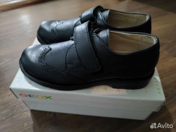 Туфли для мальчика школьные 33р новые