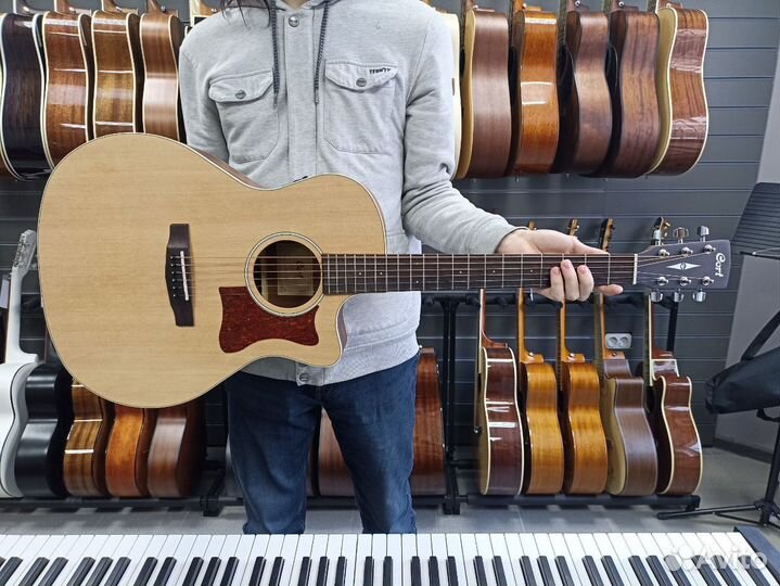 Cort GA1E-OP - Электро-акустическая гитара Б/У