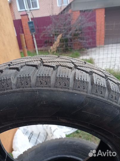 Pirelli Ice Zero 205/60 R16