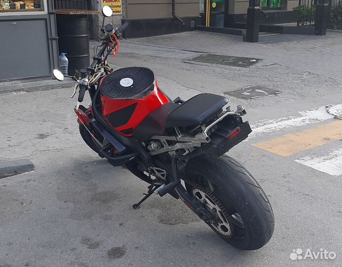 Honda CBR600F4i stant