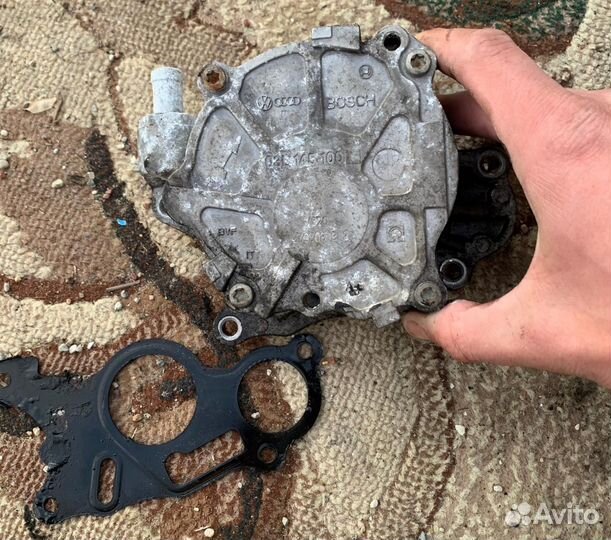 Запчасти двигателя на Ауди А4