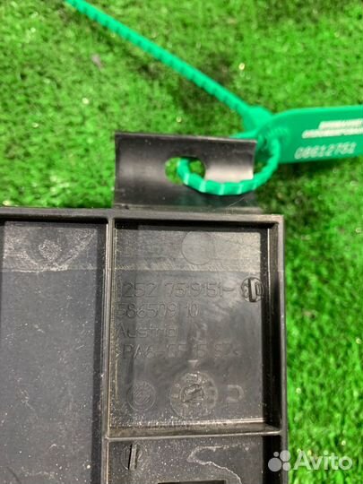 Кабельный канал Bmw 5 E60 M54B30 2004