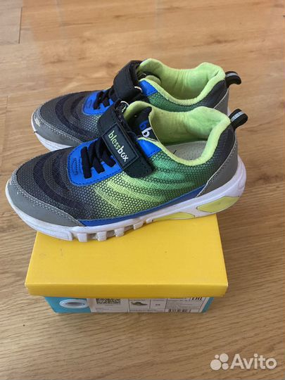 Кроссовки blessbox р.29