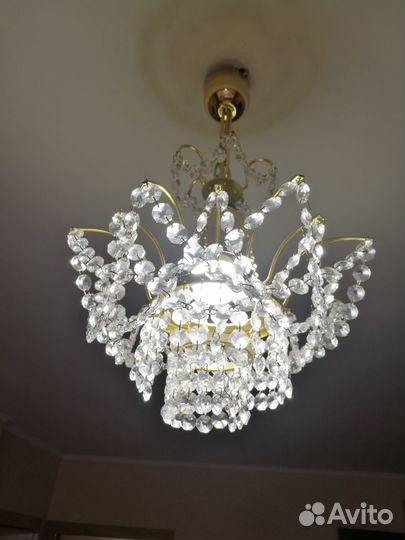 Люстру хрустальную производство Чехия