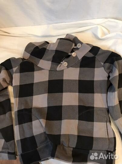 Свитер женский