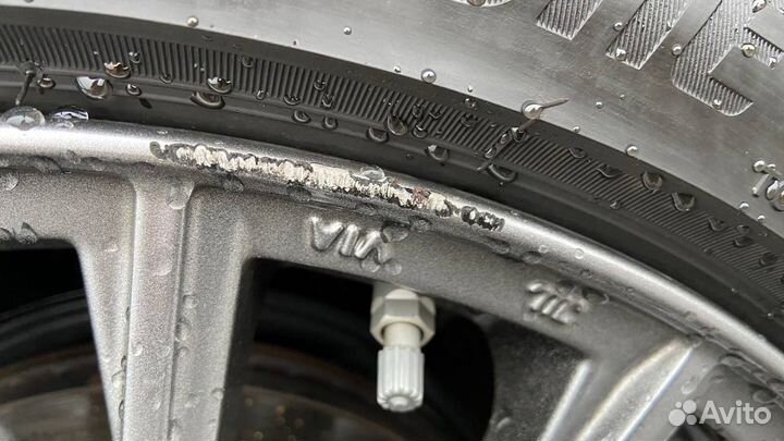 Bridgestone Turanza T001 225/45 R19