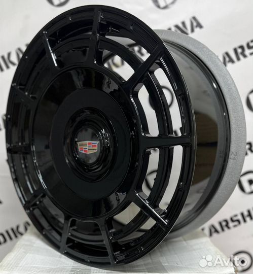 Кованые диски на Cadilac Escalade R24
