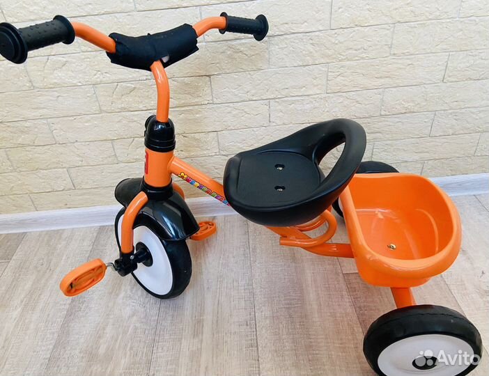 Велосипед трехколесный детский новый