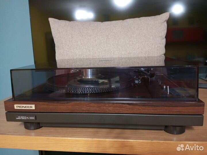 Проигрыватель винила pioneer pl- 1200