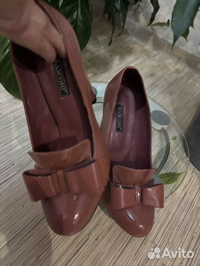 Туфли лак женские 38 размер