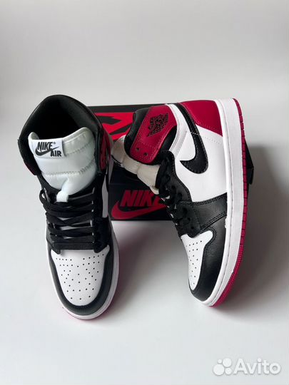 Nike air jordan 1 mid