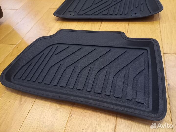 Новые 3d коврики салона porshe macan